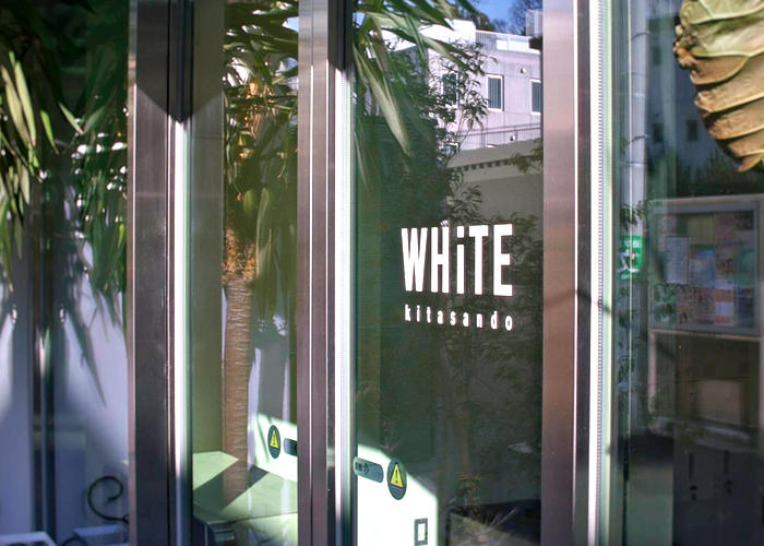 WHITE北参道